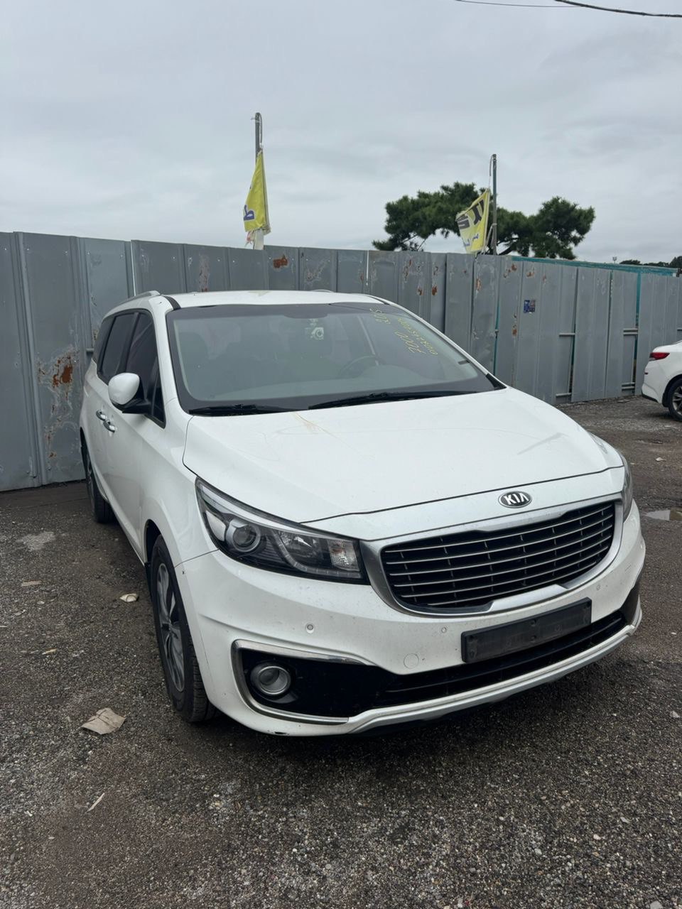 2014 Kia Carnival VIN: KNAMC81ABFS012698 Lot: 287004437