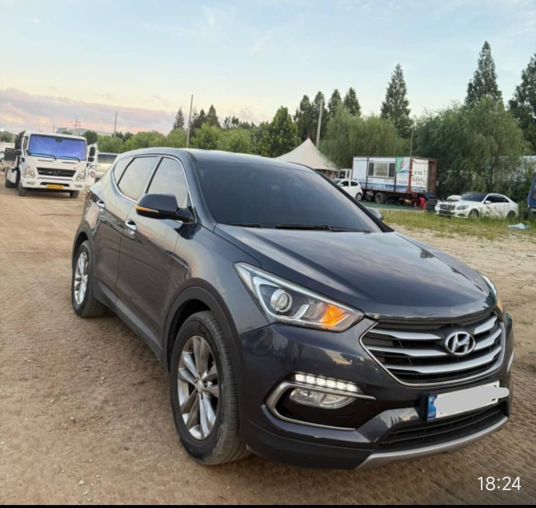 2016 Hyundai Santa Fe VIN: KMHSW81UDGU659994 Lot: 287005289