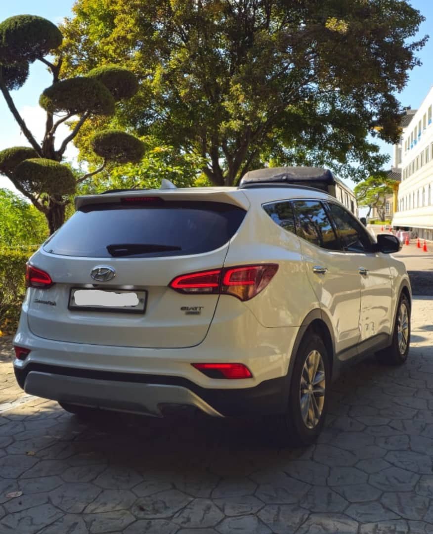 Hyundai Santa Fe Iii 2.0D VIN: KMHSW81UDGU675772 Lot: 309405520