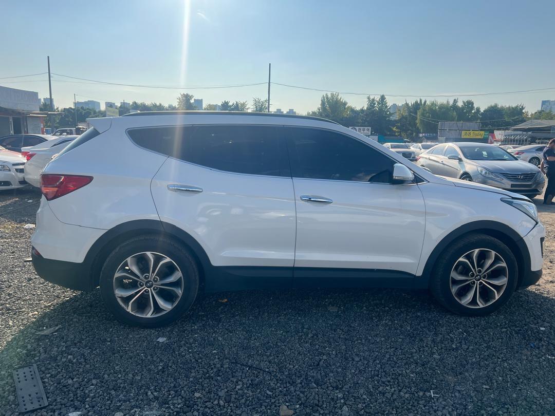 Hyundai Santa Fe Iii 2.2 D VIN: KMHSW81XBGU611547 Lot: 287005691