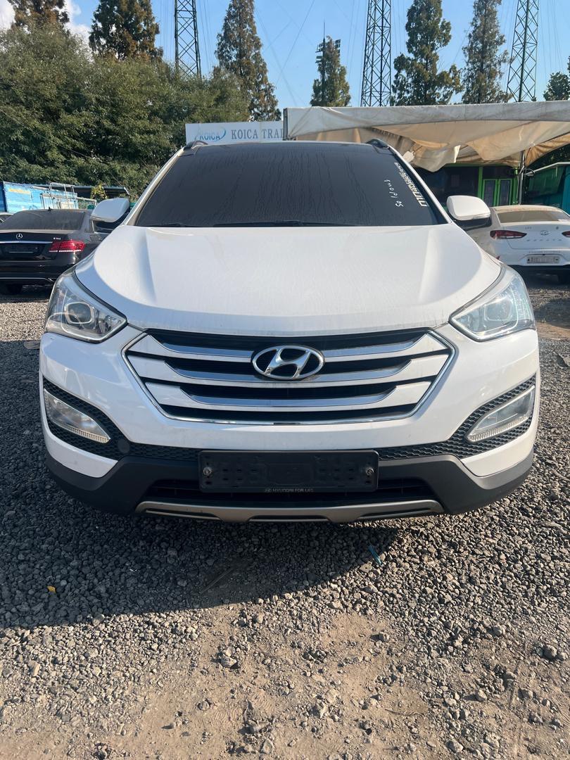 Hyundai Santa Fe Iii 2.2 D VIN: KMHSW81XBGU611547 Lot: 287005691