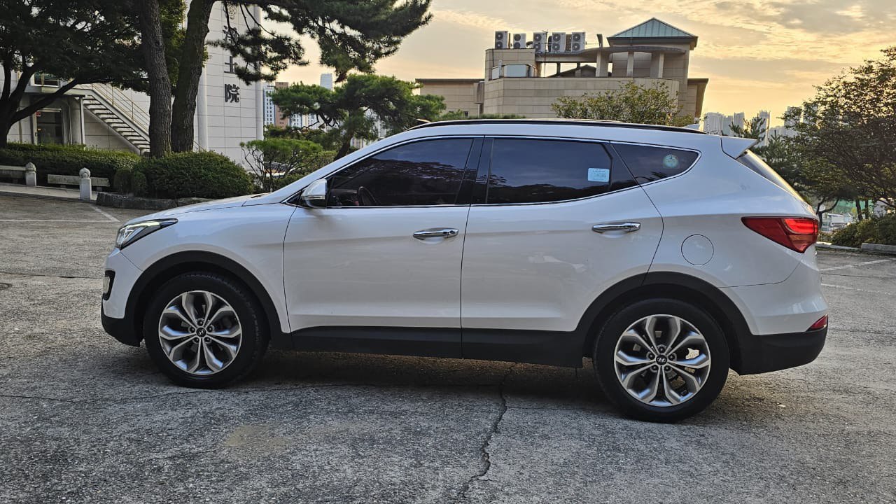 2015 Hyundai Santa Fe 2.0D VIN: KMHSW81UBGU605193 Lot: 287006738