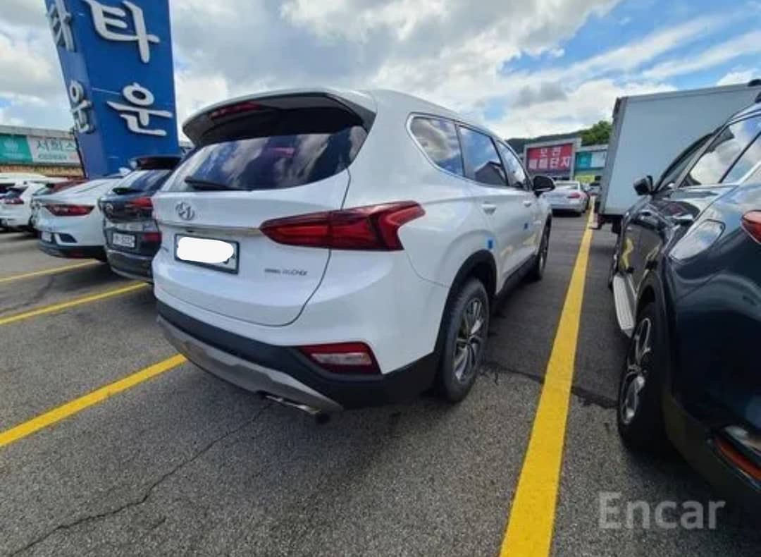 2018 Hyundai Santa Fe 2.0D VIN: KMHS381BDKU012382 Lot: 400997672