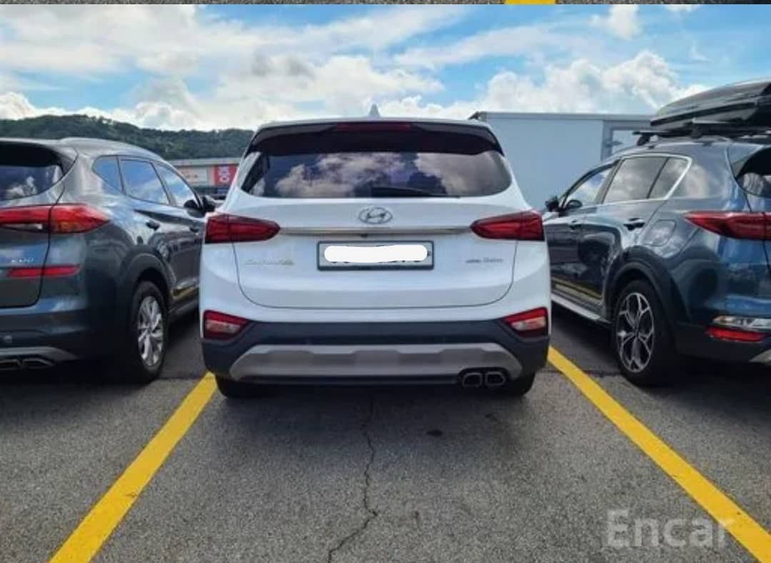 2018 Hyundai Santa Fe 2.0D VIN: KMHS381BDKU012382 Lot: 400997672