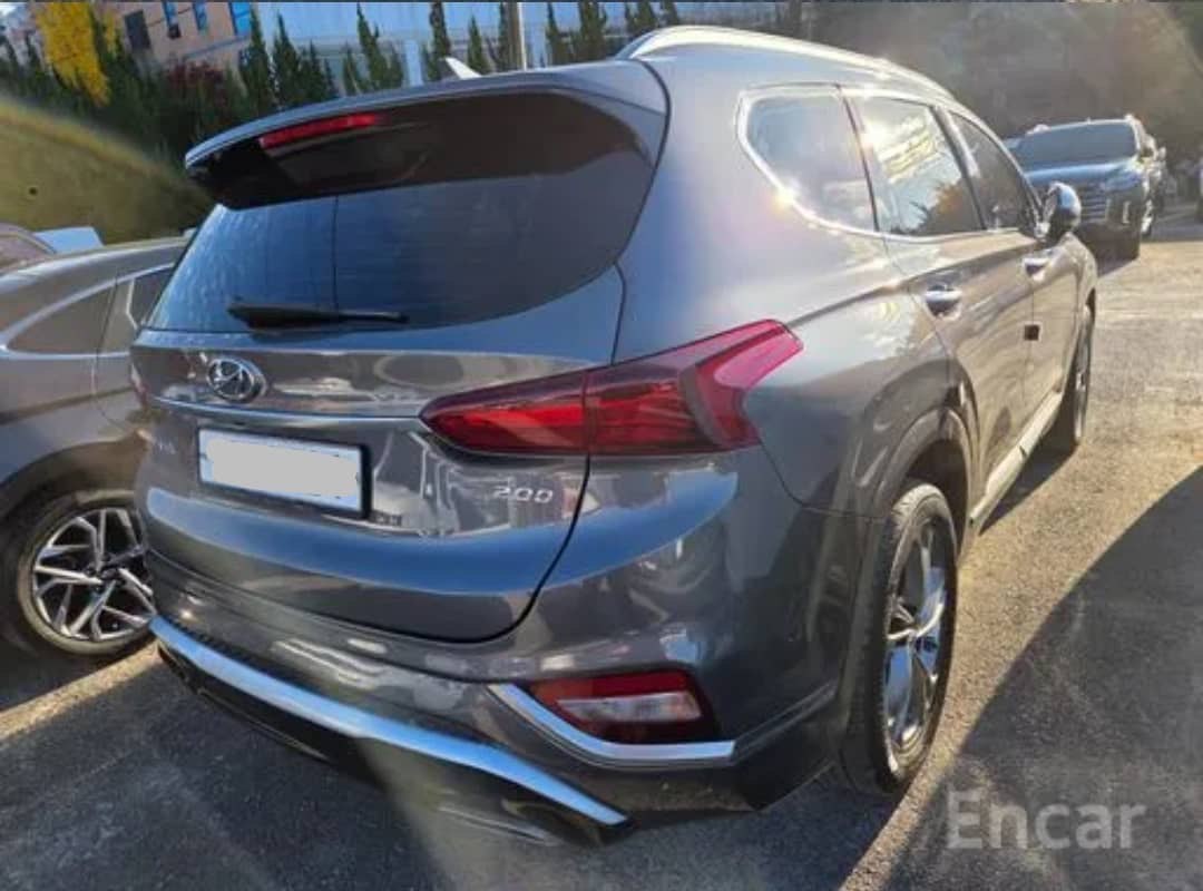 2018 Hyundai Santa Fe VIN: KMHS381BBKU042863 Lot: 309408303