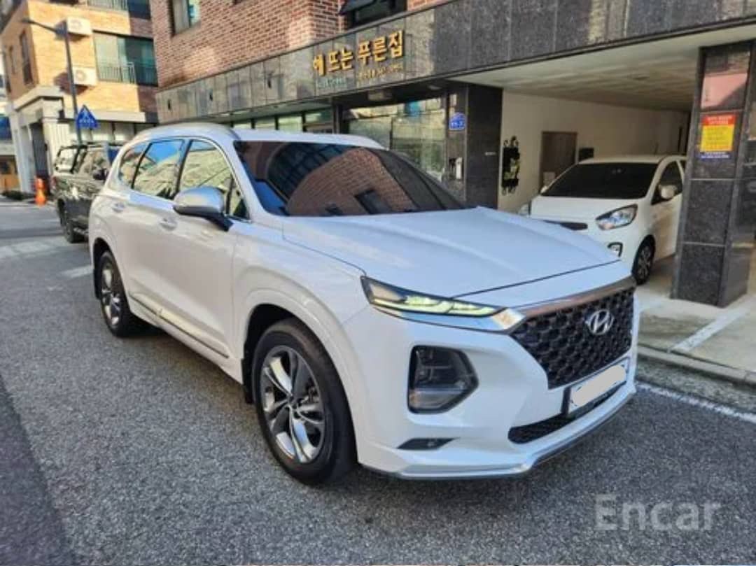 2018 Hyundai Santa Fe 2.0D VIN: KMHS381BBKU010973 Lot: 400997758